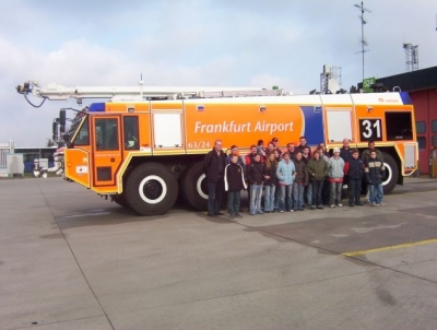 Besuch bei der Flughafen Feuerwehr Frankfurt 040
