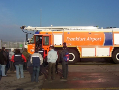 Besuch bei der Flughafen Feuerwehr Frankfurt 028