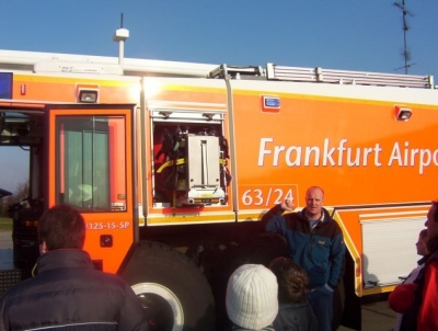 Besuch bei der Flughafen Feuerwehr Frankfurt 031